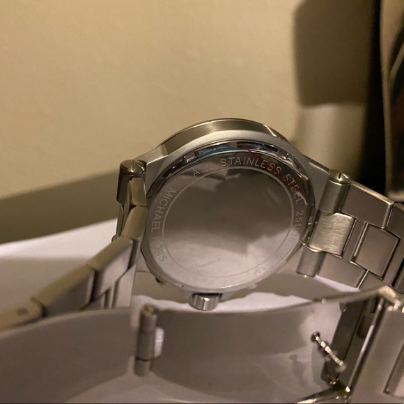 Michael Kors Dylan Men's Black Dial Watch - Picture 7 of 9